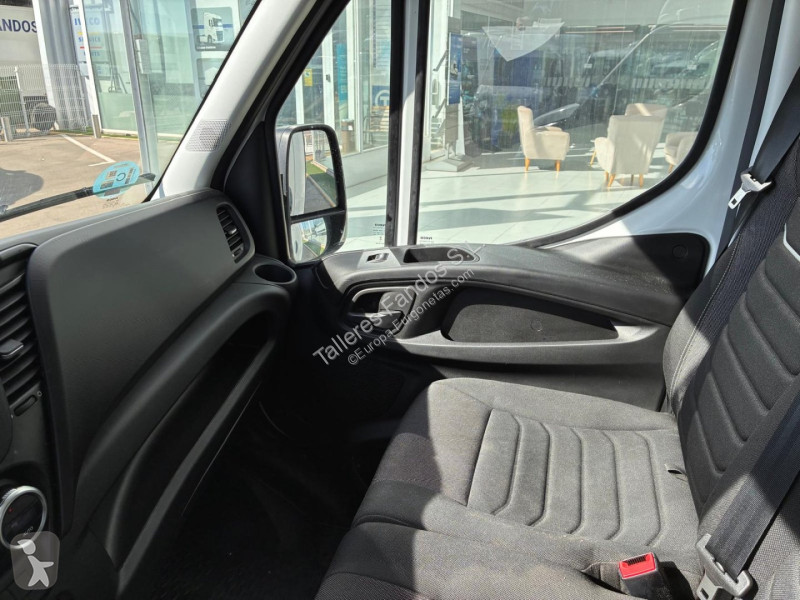 Furgoneta Iveco 35C16H 3.0