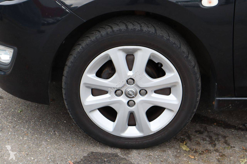 Furgoneta Opel  KARL