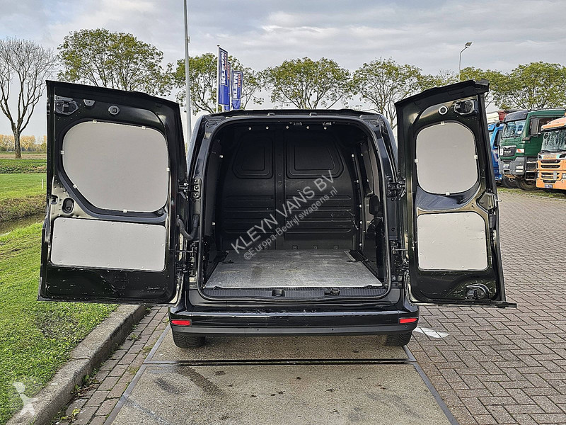 Furgoneta Mercedes 110 CDI L1 | Automaat | Navi...