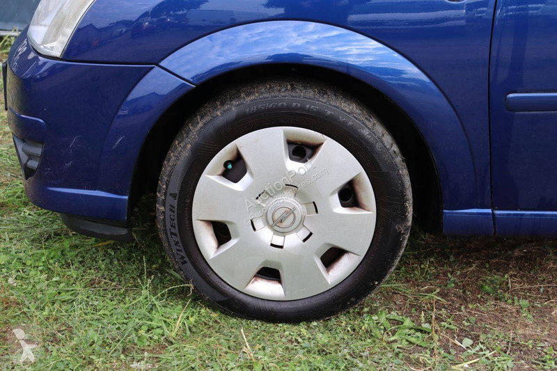 Véhicule utilitaire Opel