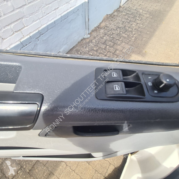 Véhicule utilitaire Volkswagen T5 2.0 TDI T5...