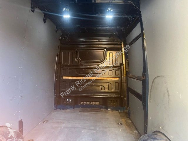 Furgoneta Volkswagen...