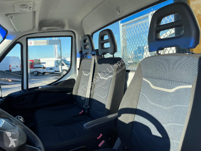 Véhicule utilitaire Iveco DAILY 35C16 CASSONE...