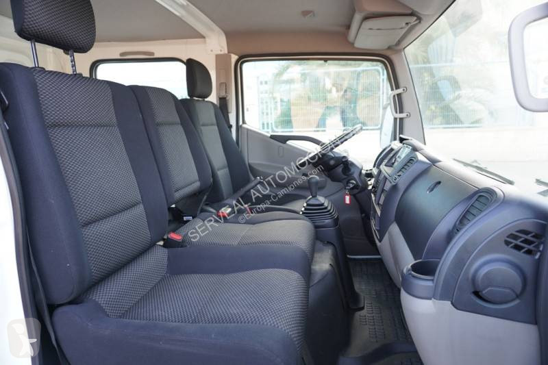 Furgoneta Nissan