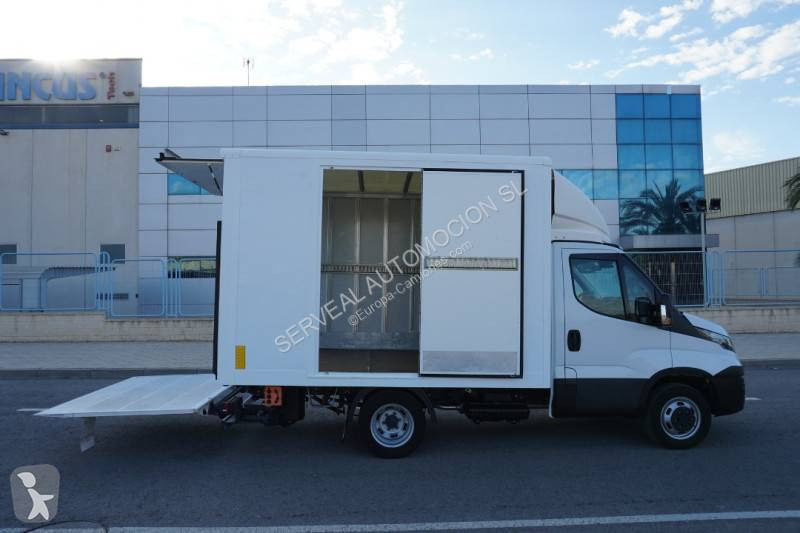 Furgoneta Iveco