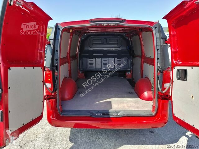 Autoutilitară Mercedes NUOVO VITO 110 F LONG