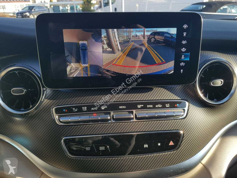 Véhicule utilitaire Mercedes V 300 d  AMG...