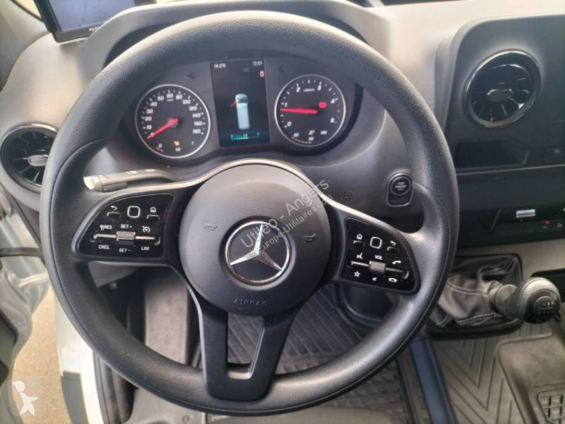 Véhicule utilitaire Mercedes