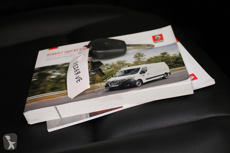 Bedrijfswagen Renault 150PK AUTOMAAT LOWLINER...