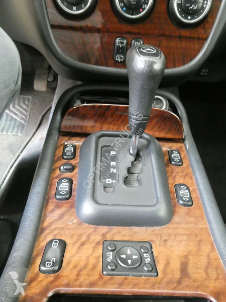 Autoutilitară Mercedes ML 270 CDI 4x4 M-lasse