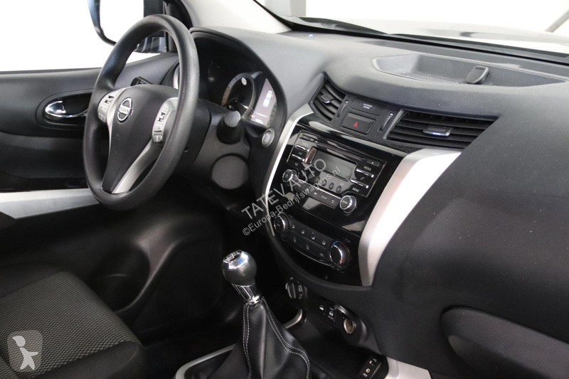Furgoneta Nissan 2.3 dCi PICK UP 4X4