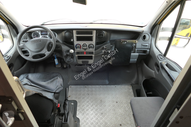 Nyttofordon Iveco Daily 35 S11 C30C AUTOMATIK...