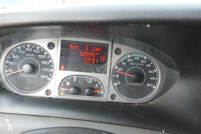 Autoutilitară Iveco Daily 35 S11 C30C AUTOMATIK...