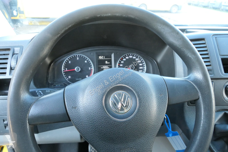 Autoutilitară Volkswagen T5 Transporter 2.0 TDI...