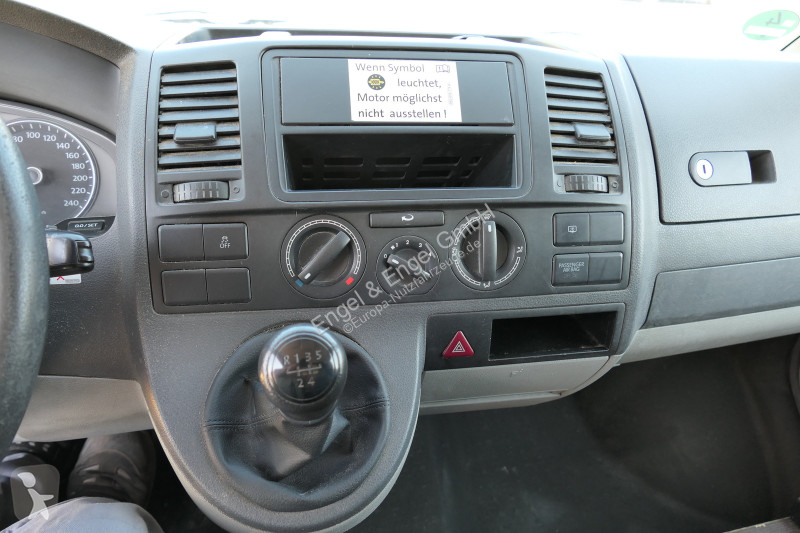 Veicolo commerciale Volkswagen T5 Transporter...
