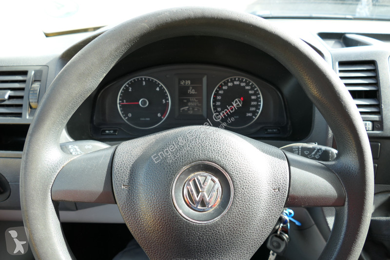 Autoutilitară Volkswagen T5 Transporter 2.0 TDI...