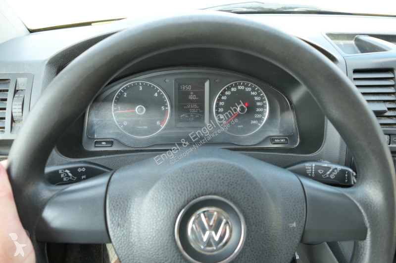 Véhicule utilitaire Volkswagen T5 Transporter...
