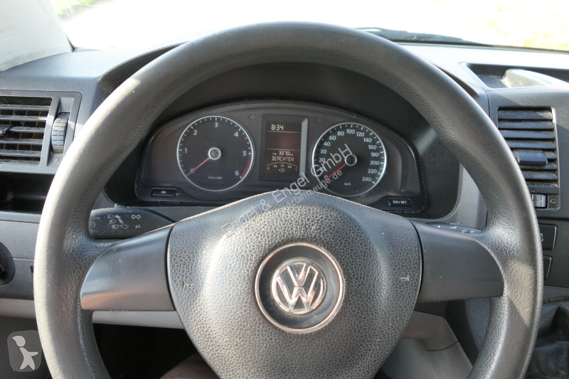 Коммерческий автомобиль Volkswagen T5...