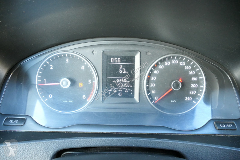Лекотоварен автомобил Volkswagen T5 Transporter...