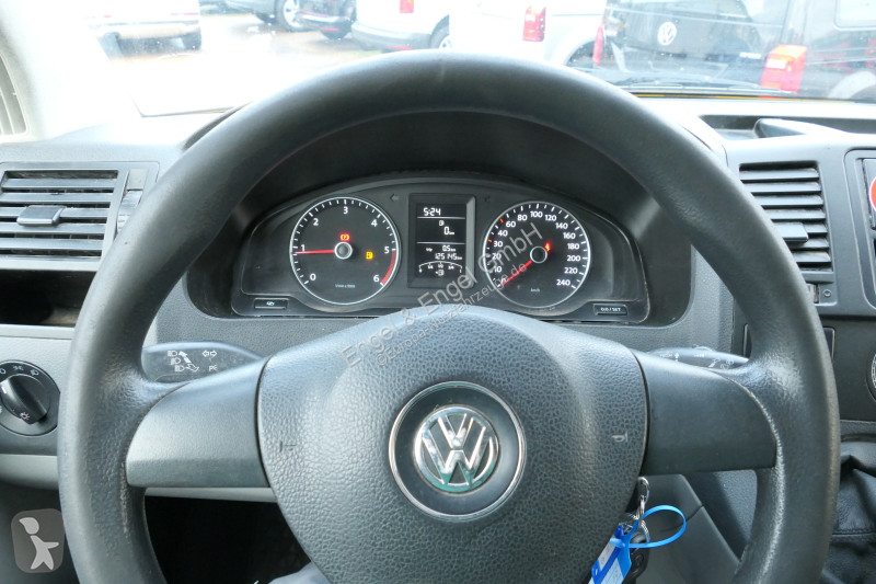 Véhicule utilitaire Volkswagen T5 Transporter...