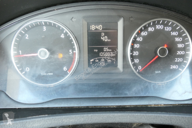 Autoutilitară Volkswagen T5 Transporter 2.0 TDI...