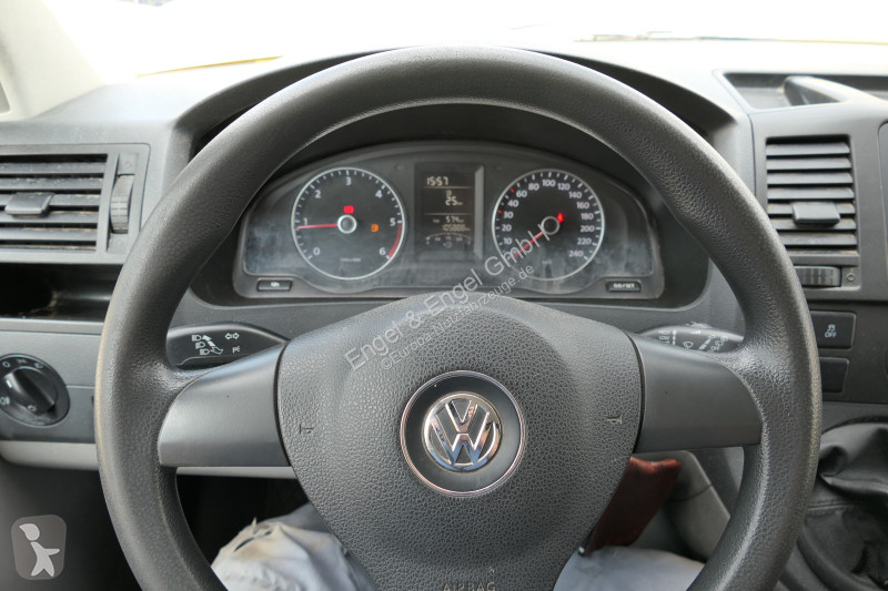 Véhicule utilitaire Volkswagen T5 Transporter...