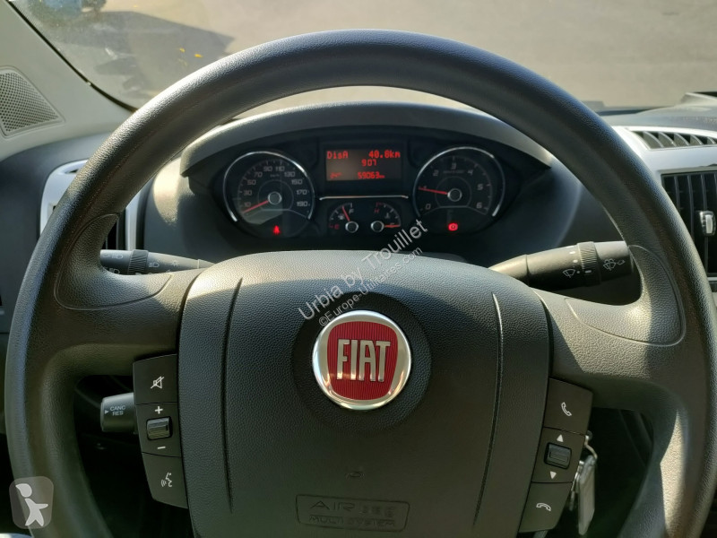 Véhicule utilitaire Fiat 12M3 130 CV FRIGO MONO...