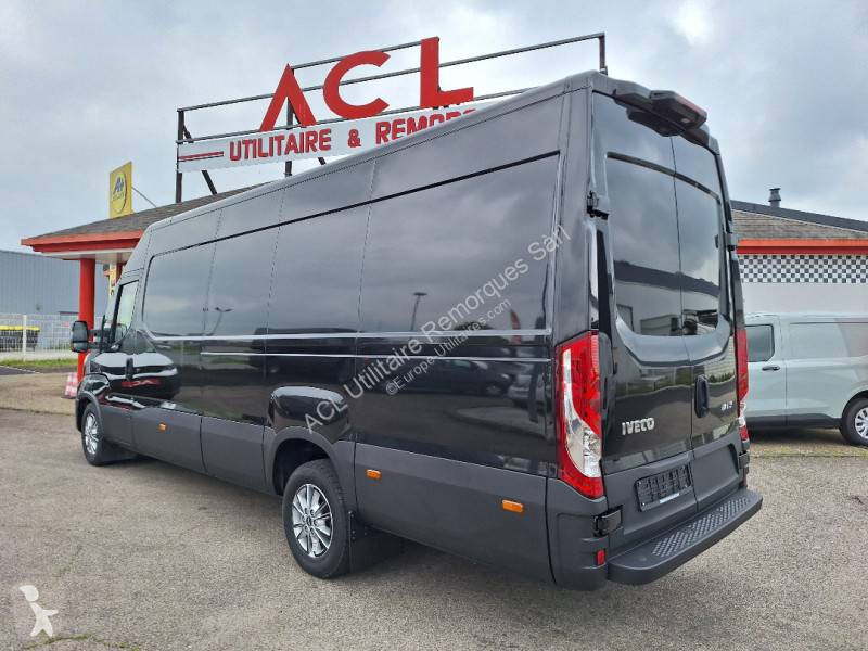 Furgoneta Iveco
