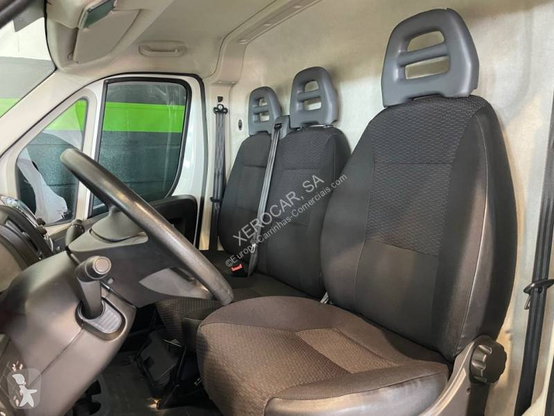 Veículo utilitário Peugeot