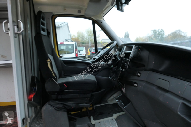 Furgoneta Iveco Daily 35 S11 C30C AUTOMATIK...