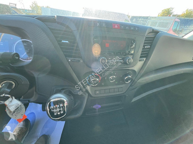 Autoutilitară Iveco DAILY 35C14H RIBALTABILE