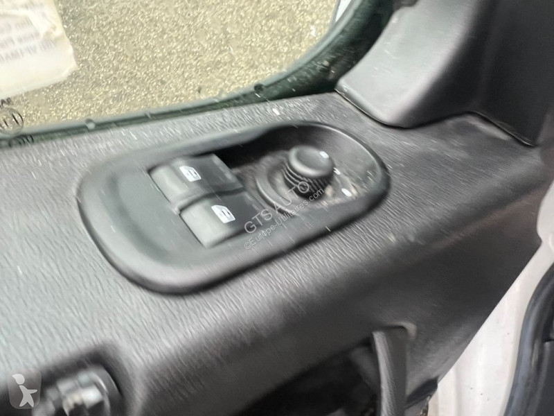 Autoutilitară Renault MASTER III FG F2800 L1H1...