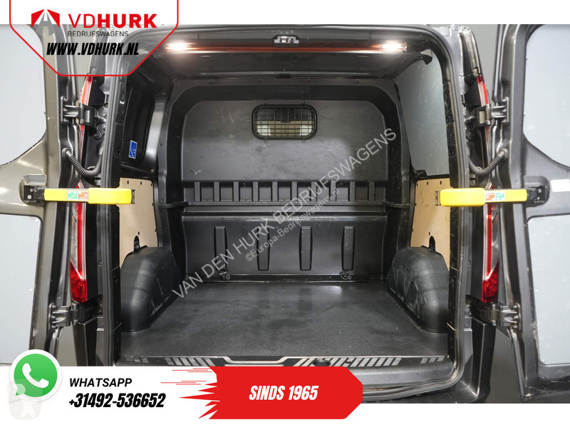 Užitkové vozidlo Ford 2.0 TDCI 130 pk Aut. DC...
