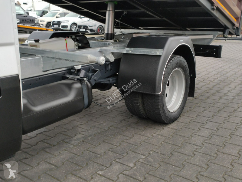 Veicolo commerciale Iveco 35C14