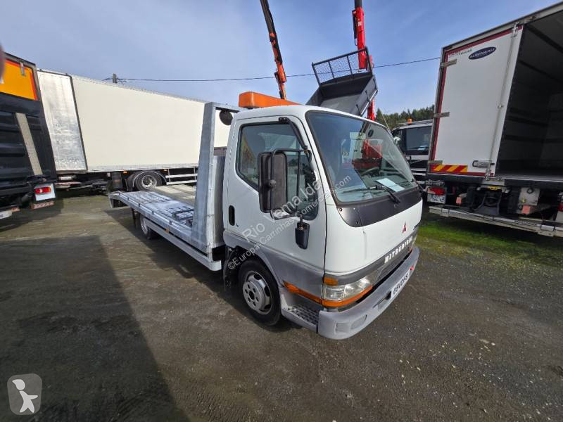 Véhicule utilitaire Mitsubishi
