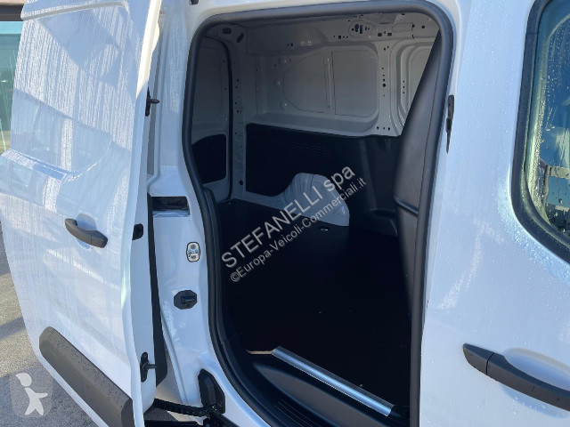 Veicolo commerciale Citroën BERLINGO XL HDI 130