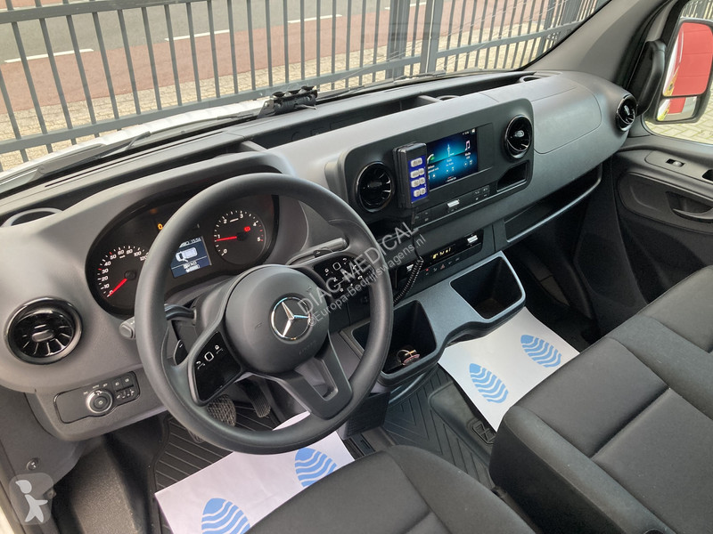 Autoutilitară Mercedes Ambulance 419 Cdi Diesel...