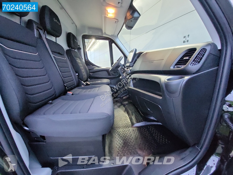 Autoutilitară Iveco 35C18 3.0L Automaat L3H2...