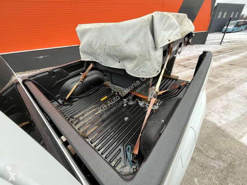Nyttofordon Isuzu 4x4 SNOW PLOW & SPREADER D-max