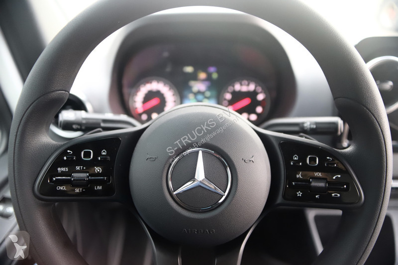 Bedrijfswagen Mercedes 515CDI CLOSED BOX EURO6e