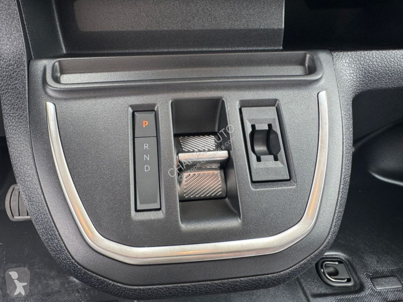 Užitkové vozidlo Peugeot XL 2.0 BLUEHDI 180 EAT8