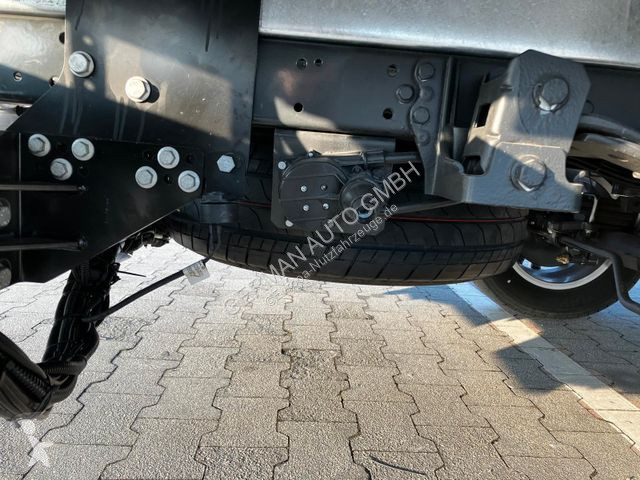 Nyttofordon Iveco 35S18A8H3.0 Hi-matic Koffer...