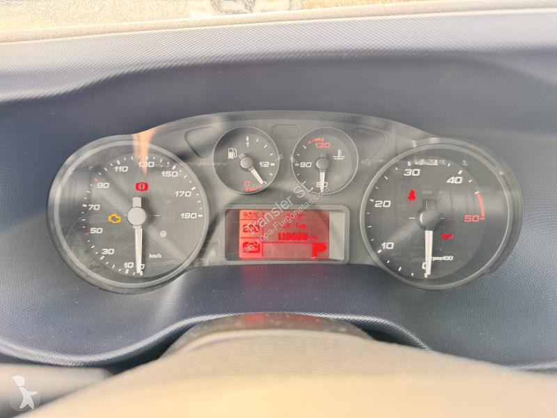 Furgoneta Iveco 35-S-14