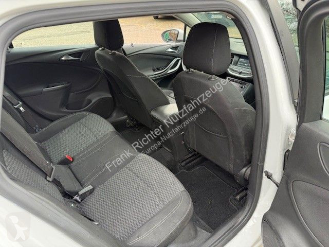 Véhicule utilitaire Opel K Sports Tourer...