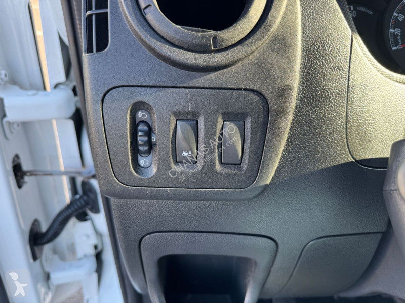 Veículo utilitário Opel F2800 L1H1 2.3 CDTI 110