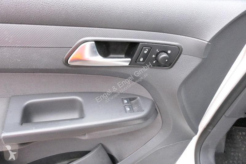 Véhicule utilitaire Volkswagen Caddy 1,6 TDI...