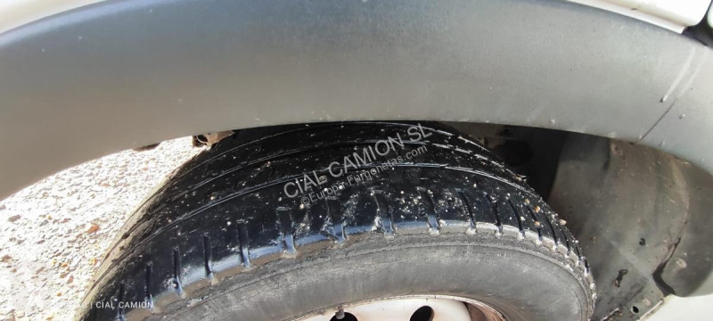 Furgoneta Renault 2.5 DCI 120
