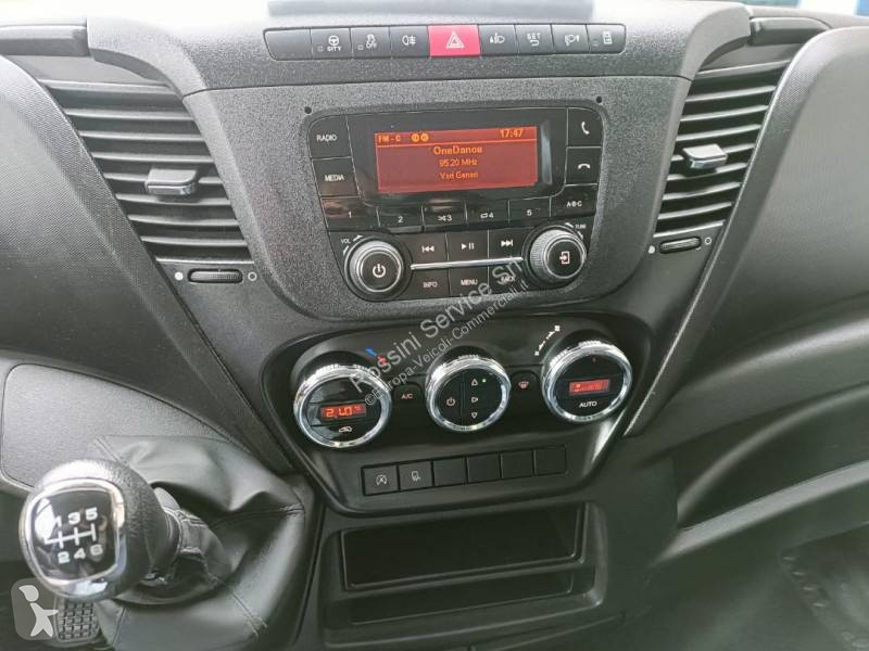 Véhicule utilitaire Iveco