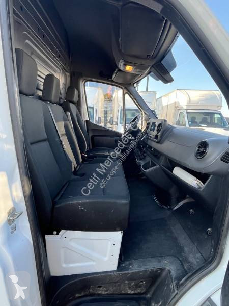 Véhicule utilitaire Mercedes