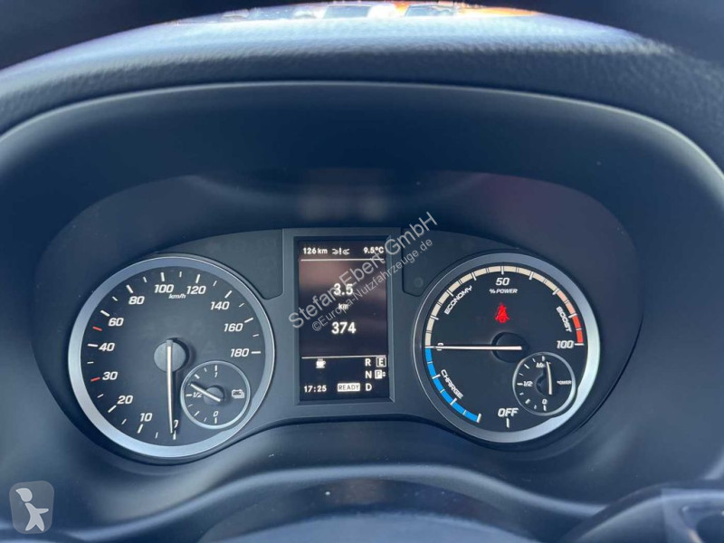 Užitkové vozidlo Mercedes 112 Audio 30...